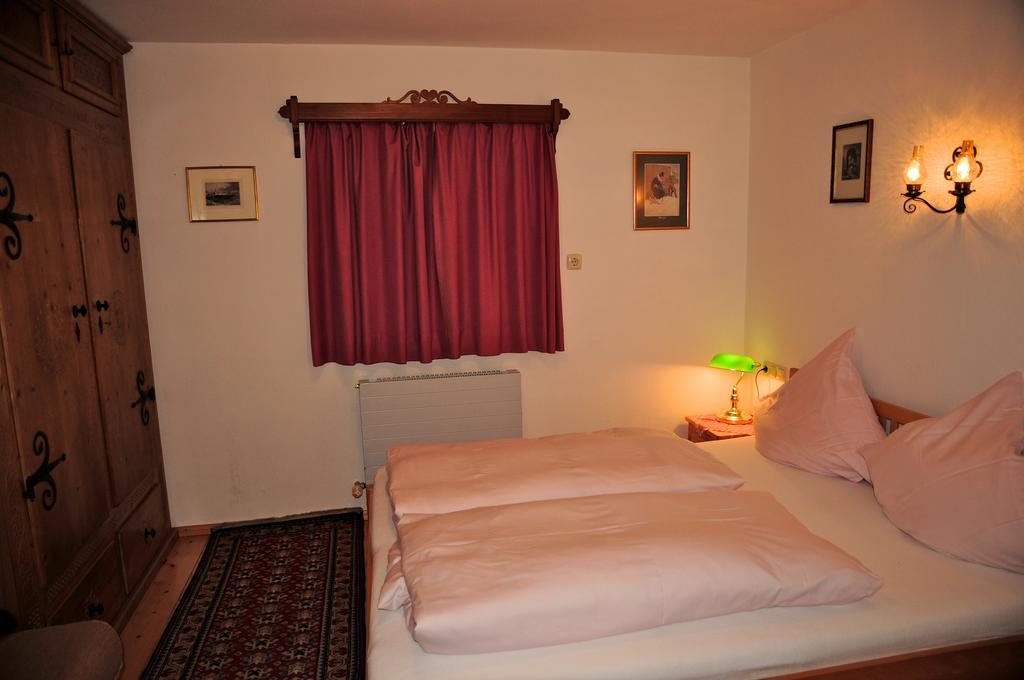 Holzschnitzers Appartements Ehrwald Extérieur photo