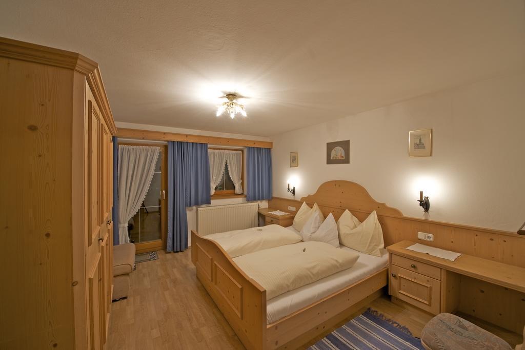 Holzschnitzers Appartements Ehrwald Extérieur photo