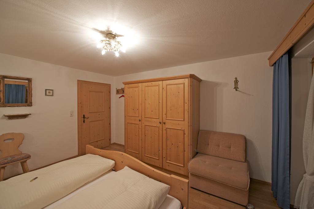 Holzschnitzers Appartements Ehrwald Extérieur photo