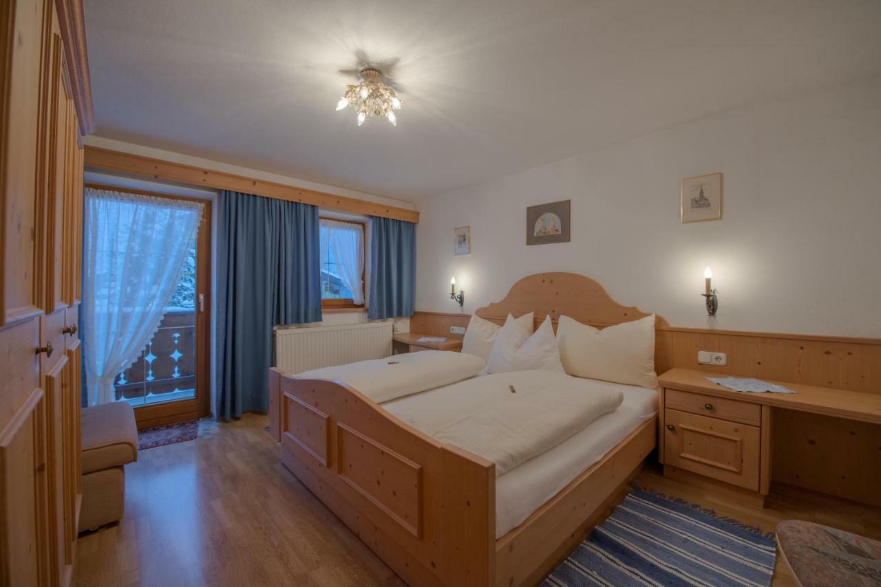 Holzschnitzers Appartements Ehrwald Extérieur photo