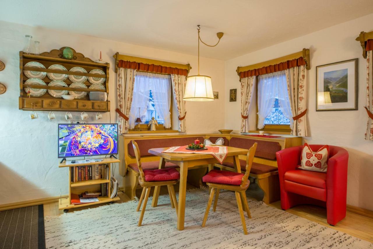 Holzschnitzers Appartements Ehrwald Extérieur photo